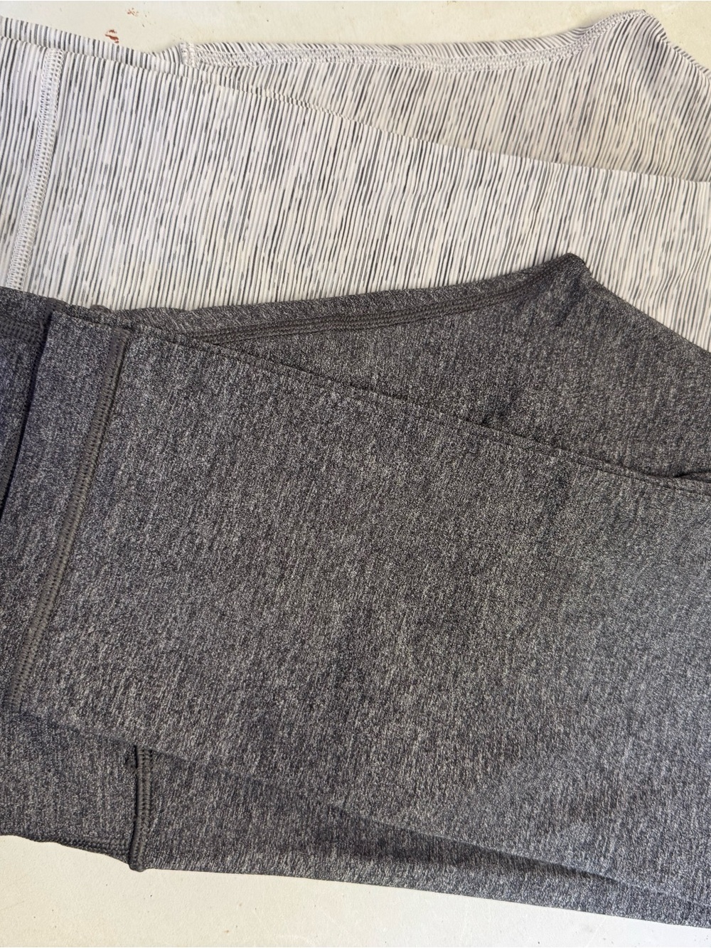 lululemon athletica Heather Charcoal Seamless Leggings